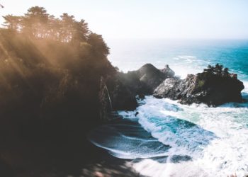 ocean-with-sunlight-study-hard