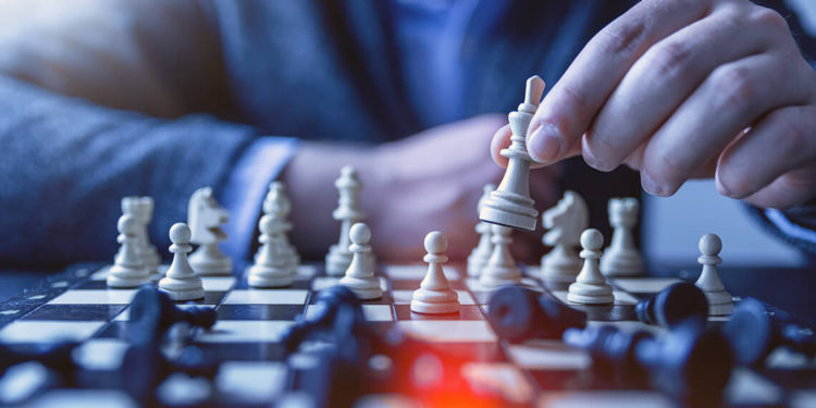 a-man-play-chess
